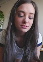 兄弟姐妹亂倫   SisLovesMe Gia Paige Sis