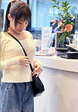 面接と称してオナニーやハメ撮りまでやっていた悪い社員のスマホに残っていた『梨木セリナ』さんのデータを勝手に編集し販売デビュー させていただきます。※スマートフォン推奨 縦動画